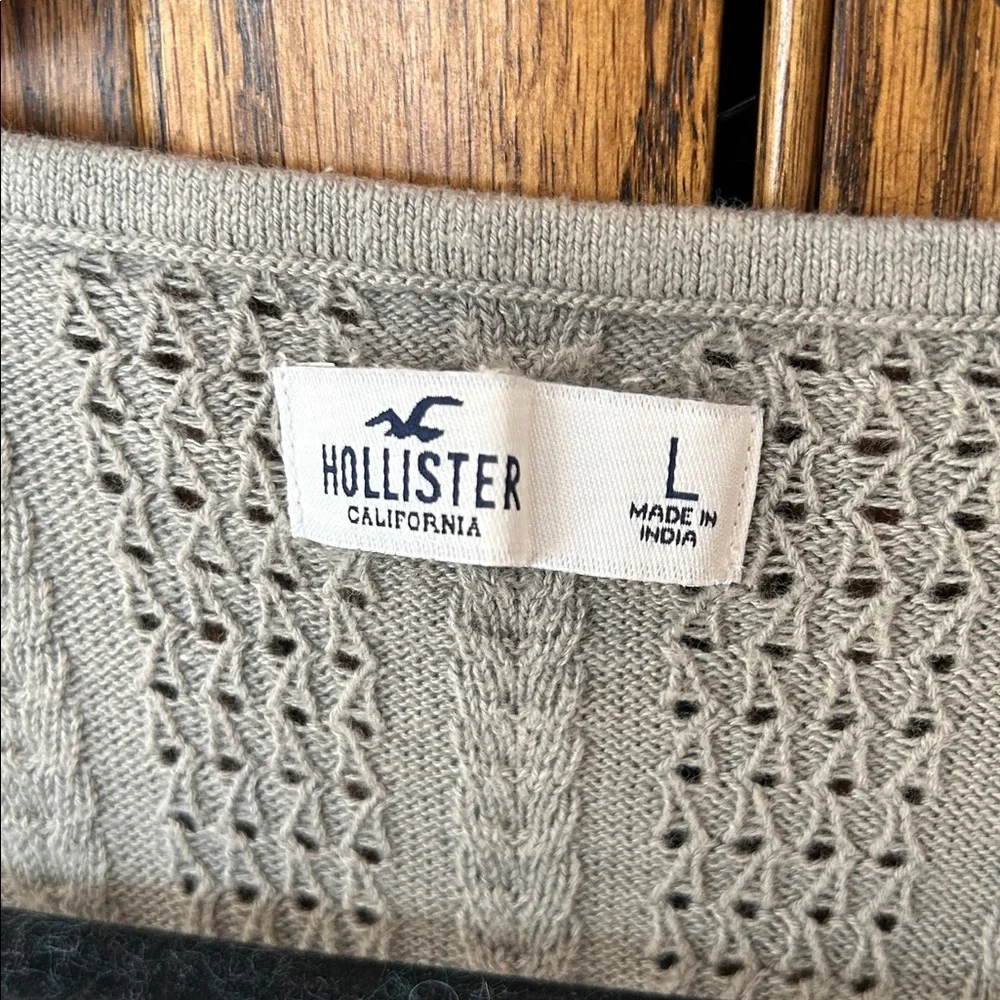 Hollister Long sleeve Crochet Square neck sweater Large‎